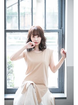 カリン 鶴見店(carin) 大人かわいいフェザーバングカーキグレージュ[インナーカラー]