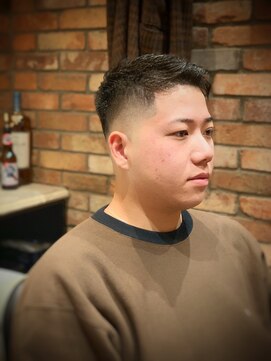 ヒロギンザ 八重洲店(HIRO GINZA) スキンフェードカットかき上げヘア