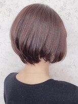クルム(KURUMU)&nbsp;前下がりショートボブ/ミニボブ/ピンクアッシュ/ナチュラルボブ