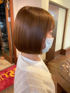 プルス 墨染店(PLUS) ナチュラルボブ【墨染駅/藤森駅/伏見駅/ハイライト/透け感】