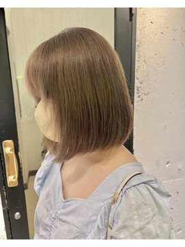 エイト 福岡天神店(EIGHT fukuoka) ミルクティベージュ