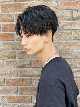 アーリー(Ali'i) ツーブロックマッシュパーマソフトツイストセンターパート