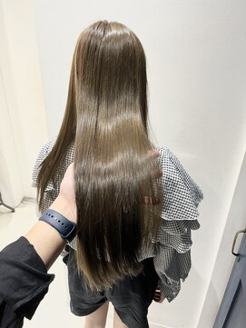 フェリア 渋谷(Feria) 赤み無し オリーブベージュカラー♪