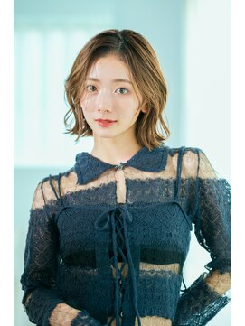 マナリノ バイ リトル(manarino by little) ヌーディーベージュ×くびれ外ハネボブ［表参道駅］