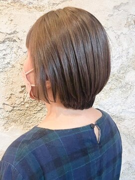 フロール 上大岡(Flor) 【Flor_上大岡】＊大人ショートボブ+アッシュベージュ＊