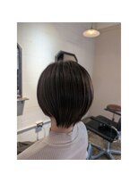 グラス(grass)&nbsp;白髪ぼかしハイライトカラー　ショート