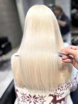 アンダーバーホワイト 鳳店(_WHITE) 抜きっぱなしホワイトブロンド