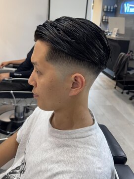 ヴィ 大宮(Vii) フェード/メンズ/大宮/ツイストスパイラル/