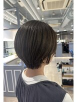 シェノン 赤羽店(CHAINON)&nbsp;襟足スッキリ丸みショート赤み抑えた艶髪カラー赤羽美容室