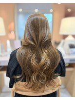 メルク ユニ(merc.uni)&nbsp;明るめベージュカラー2.5大人ガーリー