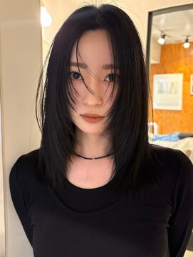 ネスト(NEST) レイヤーカット/グレージュ/透明感カラー