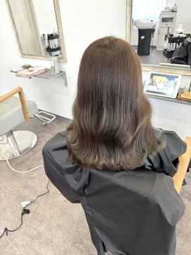 ウル(Uru) マロングレージュ