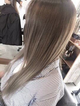 アイリー ゲート ヘア ステージ(I-RIE GATE HAIR STAGE) シルバーグラデーション
