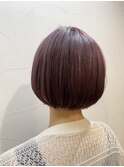 頭が小さく見えるコンパクトボブ