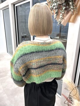 オプス 大名店(Ops) ミルクティー×ハイトーンカラー×顎ラインボブ×ボブ