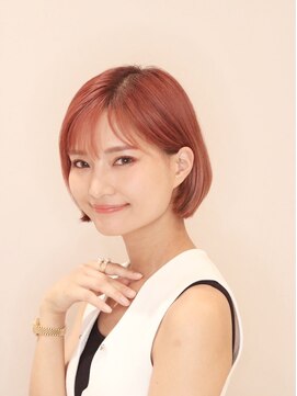 アンベリールフルー(EMBELLIR fleur) ストレートボブスタイル　３０代４０代５０代　表参道