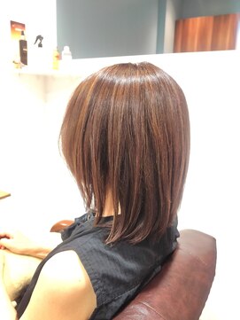 ヘアー グリーン(hair green) 30代40代50代/レイヤーボブ/白髪ぼかしハイライト