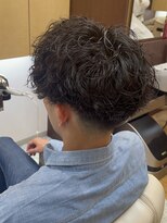 マキシム ナカイ(MAXIM NAKAI)&nbsp;ツイストスパイラルパーマフェード刈り上げ