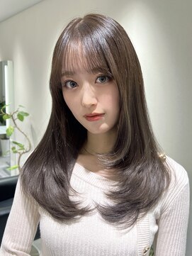 ビビバイベル(BiVi by BHEL) 桑名ロングレイヤーカットハッシュカット透明感カラー重めロング