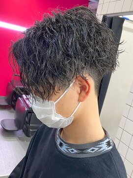 エルマーク 梅田(L-MARK) センターパート/波巻きパーマ/スパイラルパーマ/men's