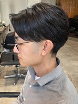 エリマ 横浜西口(elima)&nbsp;刈り上げセンターパート大人ニュアンスパーマ