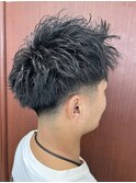 スパイキーショート×ローフェード