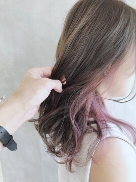 ムウ 難波(MOU) インナーカラー_毛先パーマことりベージュウォーターフォール