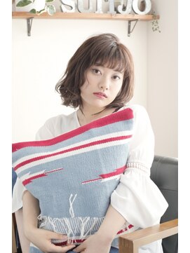 スタジオ 渋谷 原宿(Stujio) ゆるフワウェーブのミディアムスタイル