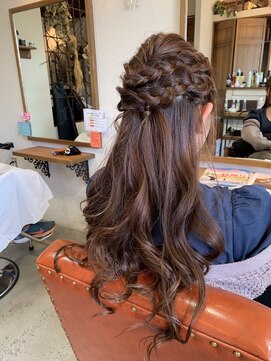 モカ ヘアーデザイン(moca HAIR DESIGN) 【moca HAIR DESIGN】編み込みしたハーフアップ