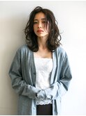 大きめカールでアンニュイスタイル