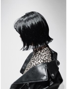 アディクト 綾瀬(ADDICT) 【ADDICT_YUKI】ネイビー_たまねぎヘア_ワンサイドショート