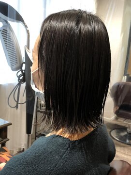 ベルタ バイ アルテフィーチェ(belta by artefice) ホリスティック縮毛矯正×切りっぱなしロブ