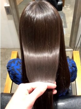 カイラ(KAILA)の写真/新作“酸性シルクストレート”登場！今までとはまったく違うストレートパーマで、自分史上最高の美髪へー。