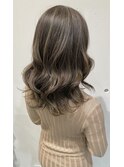 パキッとしないナチュラルハイライトカラー♪ 【OAK戸塚】