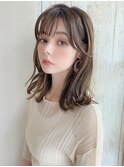 大人かわいいショートフェザーバングアッシュグレージュ吉祥寺