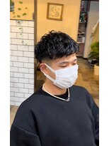 リッカヘアー(Ricca hair)&nbsp;短髪黒髪メンズパーマ刈り上げツーブロックマッシュ