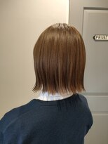 ヘアーズ ドレッサー(HAIR'S DRESSER.) 切りっぱなしボブ