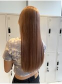 ピンクベージュ