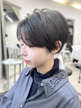 クレム 博多駅店(ChLem) 丸みハンサムショート【博多ショート】