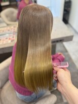 ラビス 浦和(Lovis) 黒髪カタログ/ボブルフ/ネビージュ/ワンレン/スペインカール