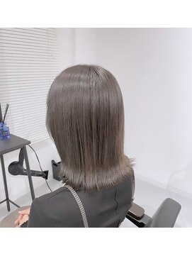 ノア(Noa) アッシュグレー