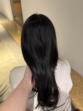 セブンベルベット(7 Velvet) 透明感暗髪＾＾円口睦