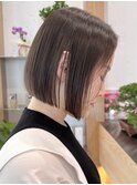 酸性ストレートパーマ×切りっぱなしボブ