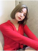 【ナチュラルハイトーン×切りっぱなしボブ】