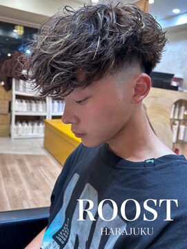 ルースト 原宿店(ROOST) スペインカールハイライト