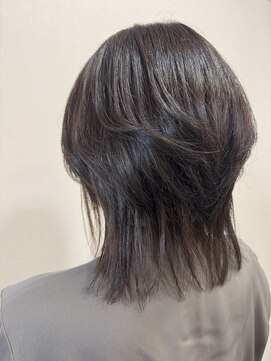 アンダーザサンスイート(Under The Sun SUITE) ウルフカット