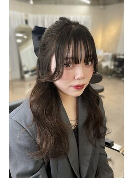 ジーナ 天神(Zina) 可愛らしい顔周りカット