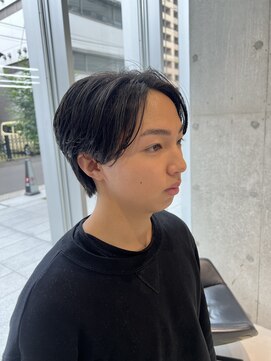 カケル(×.) メンズ/毛流れセンターパート