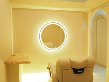 シータ 八王子(SHEETA)の写真/女性スタイリストのみの全席完全個室サロン♪忙しい大人女性に嬉しい、通いやすいサブスク型コースもあり◎