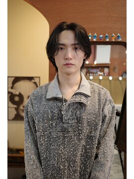 エディ(Edy) メンズセンターパートカルマヘア韓国ヘアニュアンスパーマ岡山